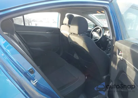 2017 Hyundai Elantra Value Edition z USA, uszkodzony, nr VIN 5NPD84LFXHH203235